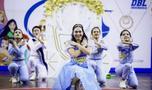 Kuat dan Penuh Semangat, Eight Kisahkan Perjuangan Cinderella