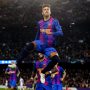 Gerard Pique melakukan selebrasi usai membobol gawang Dynamo Kyiv. Foto: Twitter @FCBarcelona