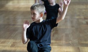 Tiga Gerakan Senam yang Cenderung Digemari Anak-Anak Ilustrasi senam anak (Pixabay)