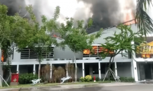 Pabrik Dua Kelinci di Pati Kebakaran Pabrik Dua Kelinci di Pati Kebakaran