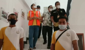 Buronan Kasus Korupsi Iman Supadi Akhirnya Menyerahkan Diri