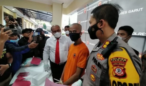 Polisi Berhasil Tangkap Penyebar dan Pemeran Video Mesum, Ternyata Ini Motifnya