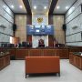 Situasi sidang perkara hoaks babi ngepet, di ruang sidang utama Pengadilan Negeri (PN) Depok, Selasa (9/11) sore. Foto : Lutviatul Fauziah/JPNN.com