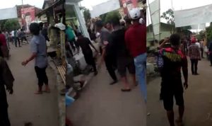 Tawuran Antar Pendukung Calon Kuwu Desa Bungko Cirebon Tawuran Antar Pendukung Calon Kuwu Desa Bungko Cirebon