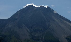 semeru erupsi
