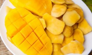 Ilustrasi buah mangga. (Pixabay)