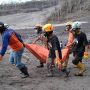 evakuasi korban semeru