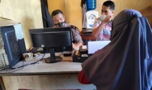 Di Tegur Saat Karaoke, Pemilik Warung Siramkan Air Panas Ke Bidan penyiraman air panas