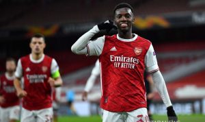Pemain Arsenal Eddie Nketiah merayakan golnya ke gawang Dundalk pada laga Europa League Grup B di Emirates Stadium, London, Inggris (29/10/2020). The Gunners menang telak 3-0 atas lawannya. ANTARA FOTO/REUTERS/Dylan Martinez/aww.