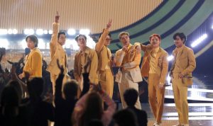 Army Bakal Sedih, BTS Umumkan Hiatus Usai Tur LA BTS hiatus