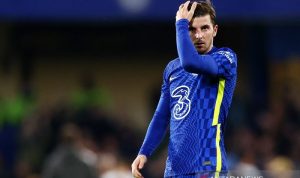 Ekspresi kecewa penyerang sayap Chelsea Mason Mount setelah timnya ditahan imbang Everton dalam laga lanjutan Liga Inggris di Stadion Stamford Bridge, London, Inggris, Kamis (16/12/2021) waktu setempat. (ANTARA/REUTERS/David Klein)