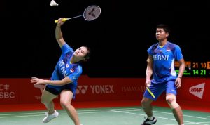 Ganda campuran Indonesia Praveen Jordan/Melati Daeva Oktavianti dalam pertandingan fase penyisihan Grup B BWF World Tour Finals 2021 di Bali International Convention Center, Nusa Dua, Bali, Rabu (1/12/2021). (Dokumentasi Humas PP PBSI)