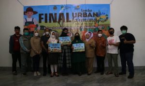 Jaga Ketahanan Pangan Keluarga Melalui Urban Farming Jaga Ketahanan Pangan Keluarga Melalui Urban Farming