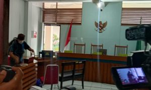 Dok. Suasana ruang sidang dengan nama terdakawa Herry Wirawan. Foto. Sandi Nugraha.