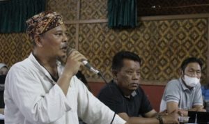 Komunitas Depok Hijau Apresiasi Forum Kongko Pembangunan Bappeda Ketua Komunitas Depok Hijau, Heri saat menyampaikan gagasannya di forum Kongko Pembangunan Bappeda Kota Depok beberapa waktu lalu (istimewa).