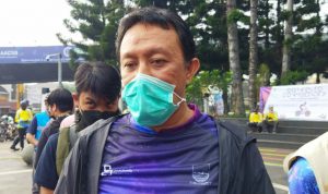 Dok. Kepala Diskominfo Kota Bandung, Yayan A Briliana, memberi pemaparan soal Pemkot Bandung dan 13 ducting yang disiapkan. Jum'at (17/12). Foto. Sandi Nugraha.