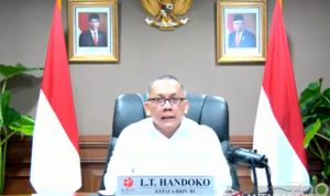 Kepala Badan Riset dan Inovasi Nasional (BRIN) Laksana Tri Handoko berbicara dalam acara Webinar Fasilitasi dan Pendanaan Riset dan Inovasi di Jakarta, Selasa (21/12/2021). (ANTARA/Martha Herlinawati Simanjuntak)