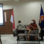 Kepala KPPU Jabar tengah menjelaskan mengenai indeks tingkat persaingan usaha yang ada di Jabar