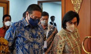 Menteri Koordinator Bidang Perekonomian Airlangga Hartarto bersama menteri keuangan Sri Mulyani selalu bersinergi dan berjuan untuk memulihkan perekonomian Indonesia