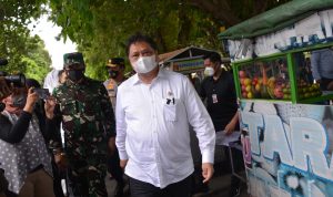 Hasil Survei SMRC Sebutkan Indikator Perekonomian Rumah Tangga Lebih Baik Menteri Koordinator Bidang Perekonomian Airlangga Hartarto dinilai berhasil melakukan pemulihan ekonomi berdasarkan hasil survei SMRC
