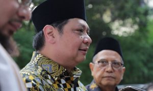 Menteri Koordinator Bidang Perekonomian Airlangga Hartarto pemerintah siap memberikan fasilitas dan menyukseskan Muktamar NU