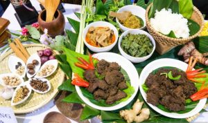 Festival Rendang Minang Digelar KBRI di Bandar Seri Begawan Kuliner rendang khas Minang. (ANTARA/Bandar Seri Begawan)