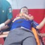 Sekdes Lewigoong ketika mendapat perawatan medis di RSUD dr Selamet Garut
