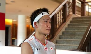 Penyisihan Grup A WTF 2021: Momoto dan Gemke Mundur, Ini Penyebabnya Kento Momota saat menceritakan pertandingannya melawan Tommy Sugiarto di babak pertama Indonesia Masters 2021 di Bali,Selasa. (Antaranews/Roy Rosa Bachtiar)