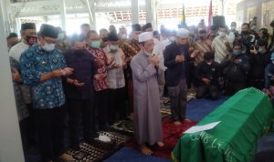 Emil menurutkan bahwa yang diingat dari sosok Mang Oded adalah sebagai sosok orang tua. Menurutnya, Oded selalu memberikan nasihat-nasihat