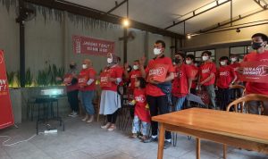 Komunitas Berani Bangkit Rangkul Pelaku Usaha dan UMKM Terdampak