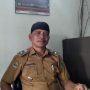 Kepala Desa Cicalengka Wetan, Nanang Sutrisna saat ditemui di Kantor Desa beberapa waktu lalu. (Jabar Ekspres)
