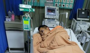Mantan Jaksa KPK Riyono menjalani perawatan medis di ruang ICU Rumah Sakit Al Islam, Bandung, usai alami kecelakaan olahraga lari di Bandung, Sabtu (19/12/2021). (ANTARA/HO-Pusat Penerangan Hukum Kejati DKI)