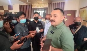 Dewan Pembina Komnas PA, Bimasena. Selasa (21/12). (Foto: Sandi Nugraha/Jabar Ekspres)