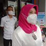 Ketua TP PKK Kota Cimahi Midjiati Ningsih Ngatiyana saat ditemui di Kantor Kelurahan Cibabat, Rabu (22/12). (Fptp: Intan Aida/Jabar Ekspres)