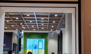 Manulife Indonesia bersama Bank DBS Indonesia hari ini meluncurkan Asuransi unit link, MIWealthLink Optimax.
