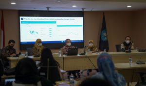 Badan Pengembangan dan Pembinaan Bahasa (Badan Bahasa) menetapkan kata vaksin sebagai istilah yang ada dalam KBBI.