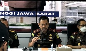 Dok. Kepala Kejati Jabar, Asep N Mulyana, Jum'at (31/12). (Foto: Sandi Nugraha/Jabar Ekspres)