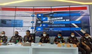 Kejati Jabar Sebut Kasus Korupsi di BUMN dan BUMD Paling Menonjol di 2021 Kejati Jabar, ungkap kasus Korupsi menonjol di tahun 2021. Jum'at (31/12). (Foto: Sandi Nugraha/Jabar Ekspres)