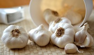 Ilustrasi bawang putih. (Pixabay)
