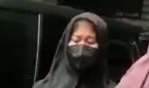 siskaeee pakai jilbab
