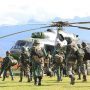 Pasukan TNI hadapi Kelompok Separatis Teroris (Cenderawasih Pos)