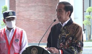 Tangkap layar Presiden Jokowi meresmikan Bandar Udara Ngloram di Cepu, kabupaten Blora, Jawa Tengah, Jumat (17/12/2021). (ANTARA/Desca Lidya Natalia)