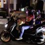 Yana Mulyana bersama unsur Forkominda melakukan pemantauan terhadap pusat keramaian untuk memastikan warga taat prokes pada malam tahun baru (Foto: Yuga/Jabarekspres)