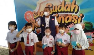 pemkot pantau vaksin ke SD