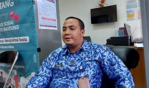 Kabid Rehabilitasi Sosial Dinas Sosial Kabupaten Bandung Rahmattulah Mukti Prabowo ketika memberikan stetmen tentang Jumlah peningkatan keberadaan OGJD di Kabupaten Bandung sekitar 20 persen jika dibandingkan pada tahun sebelumnya.