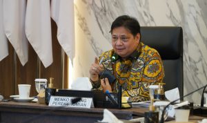 Menteri Koordinator Bidang Perekonomian Airlangga Hartarto, saat mengatakan Surplus Neraca Perdagangan Kembali Cetak Rekor Tertinggi dalam 15 Tahun Terakhir, pada senin (17/01).