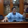 West Java Economic Society (WJES) sekaligus Ketua Program Studi Ekonomi Fakultas Ekonomi dan Bisnis (FEB) Universitas Pasundan (UNPAS), Prof. Dr. Horas Djuliusn, SE beberkan hasil penelitiannya mengenai Pengembangan Kawasan Metropolitan Rebana diruangannya, Rabu (19/1)