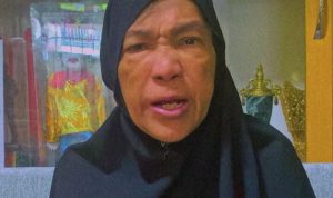Tangkapan layar video Dorce gamalama yang mengucapkan terimakasih untuk beberapa Tokoh yang sudah membantunya.
