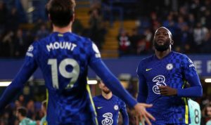 Lukaku Tetap Harus Bayar Denda Rp9,7 M, Meski Tuchel Sudah Memaafkan Pemain Chelsea, Romelu Lukaku (Kanan). FOTO: (@ChelseaFC/Twitter)