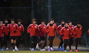 Incar Kemenangan Besar, Lawan Tiongkok, Jepang Bakal Tampil Gahar Punggawa tim nasional (timnas) Jepang sedang melakukan pemusatan latihan. Jelang hadapi Tiongkok, Jepang janjikan tampil gahar. (@jfc_samuraiblue/twitter)